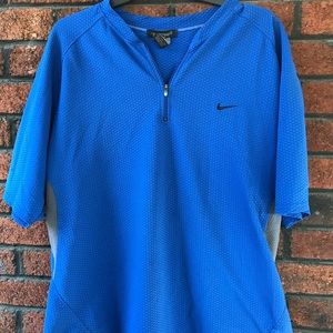 Nike Sphere Dri Fit Performance Quarter Zip Tee